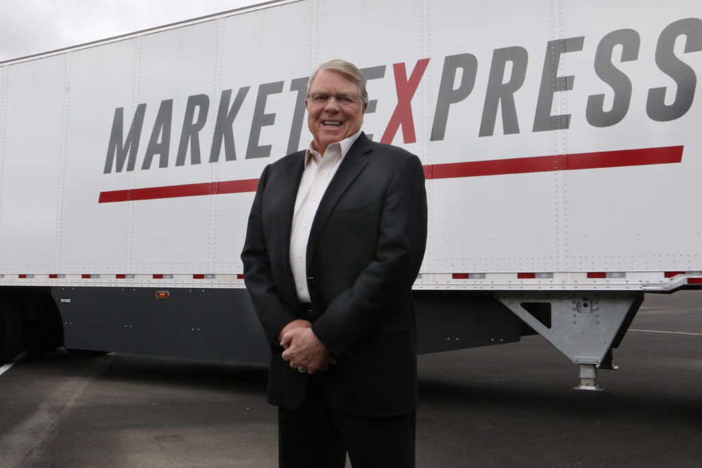 TN Peter Stott Market Express Privat 100 2019_4408 Highway